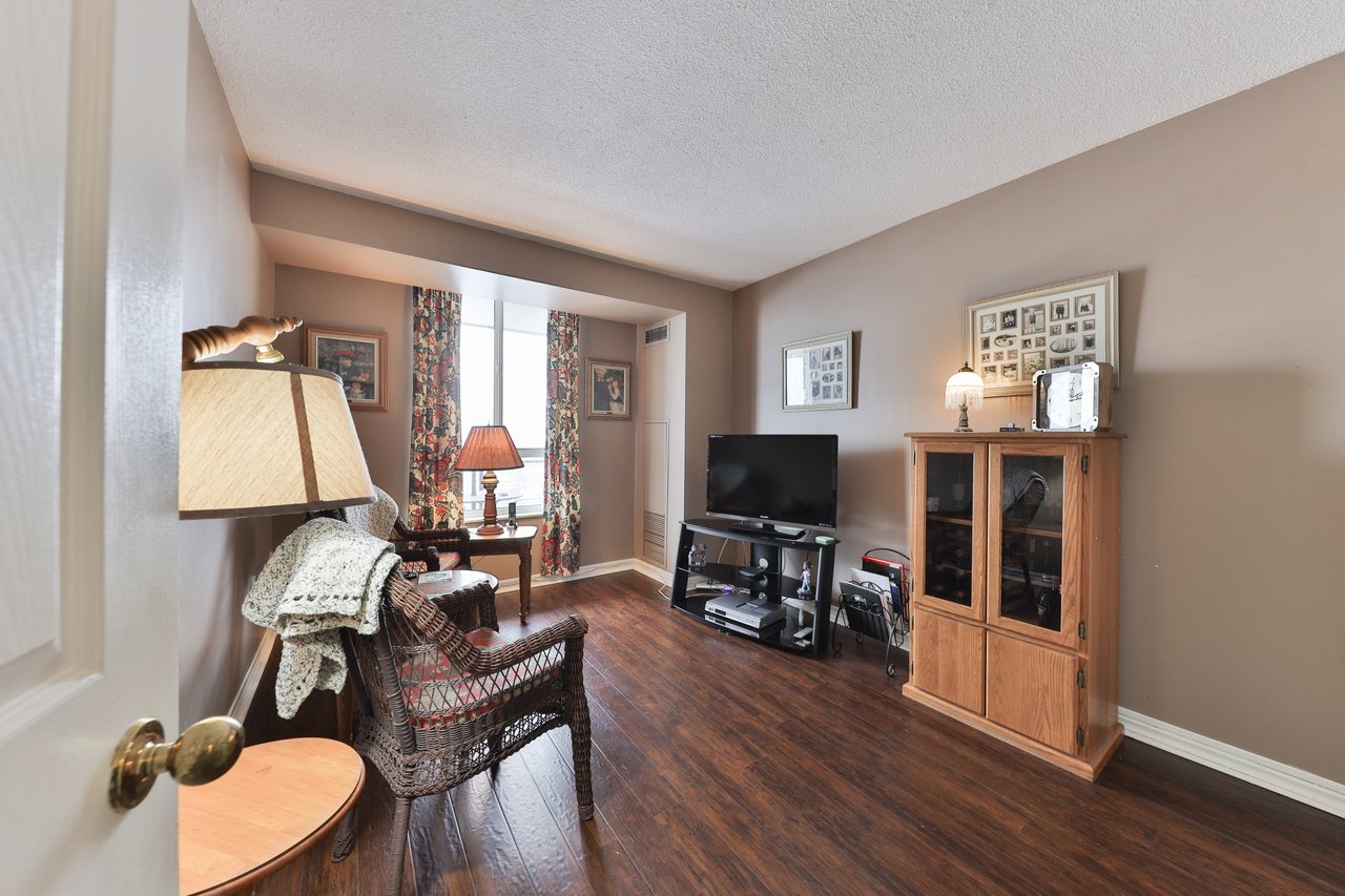 20 Cherrytree Drive #1104
