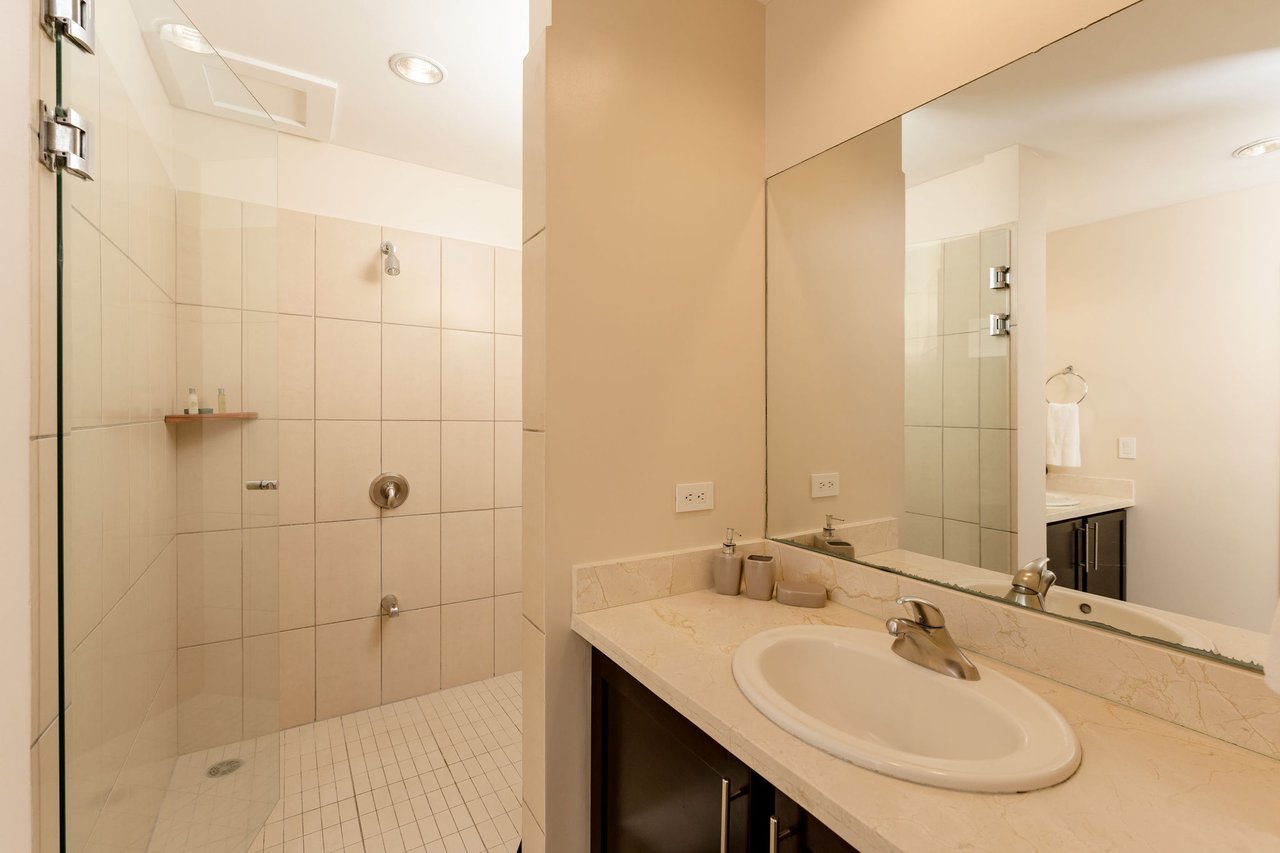 Pacifico L914, 2-Bed Condo, Playas del Coco