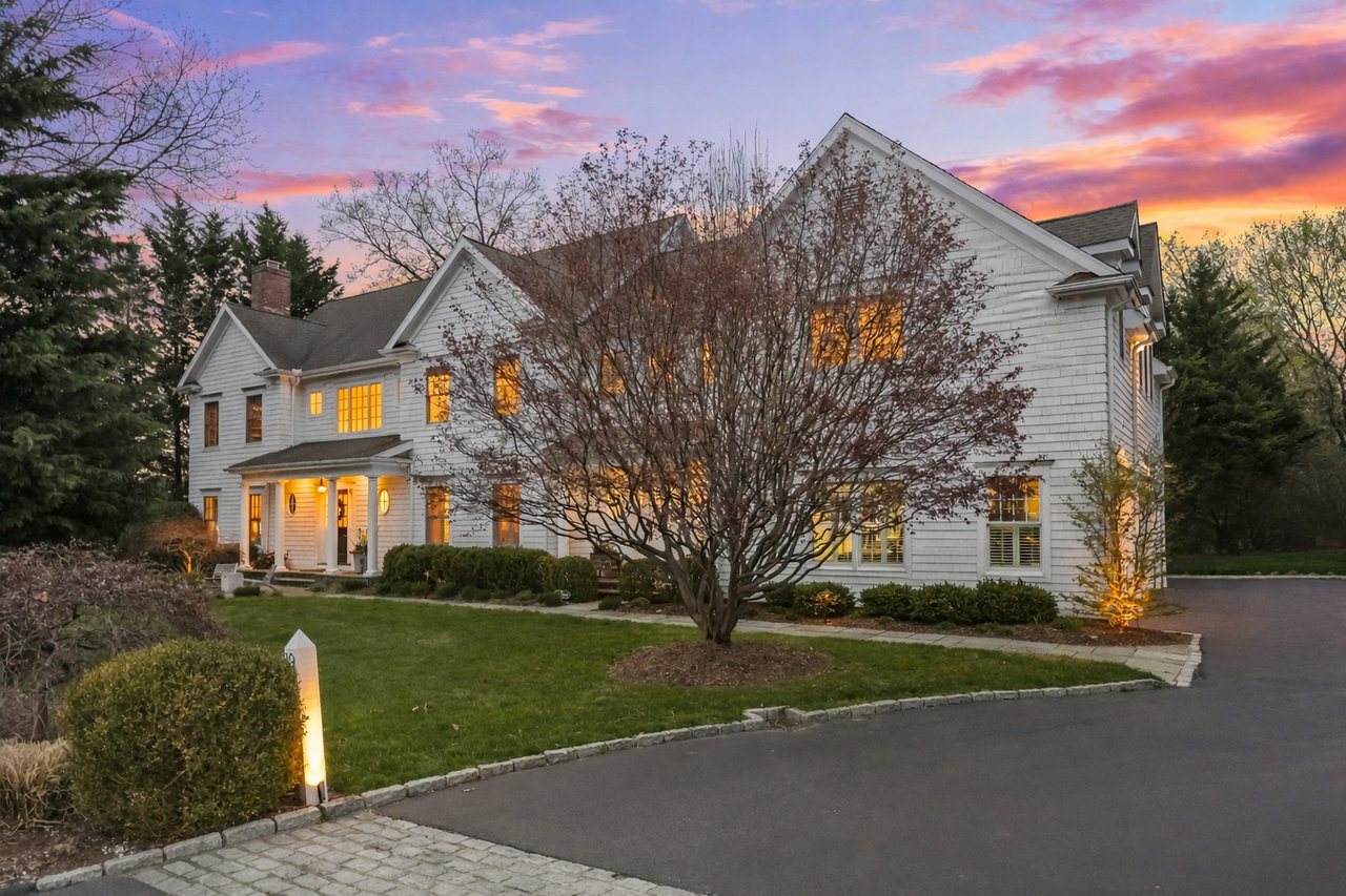 19 Baker Avenue