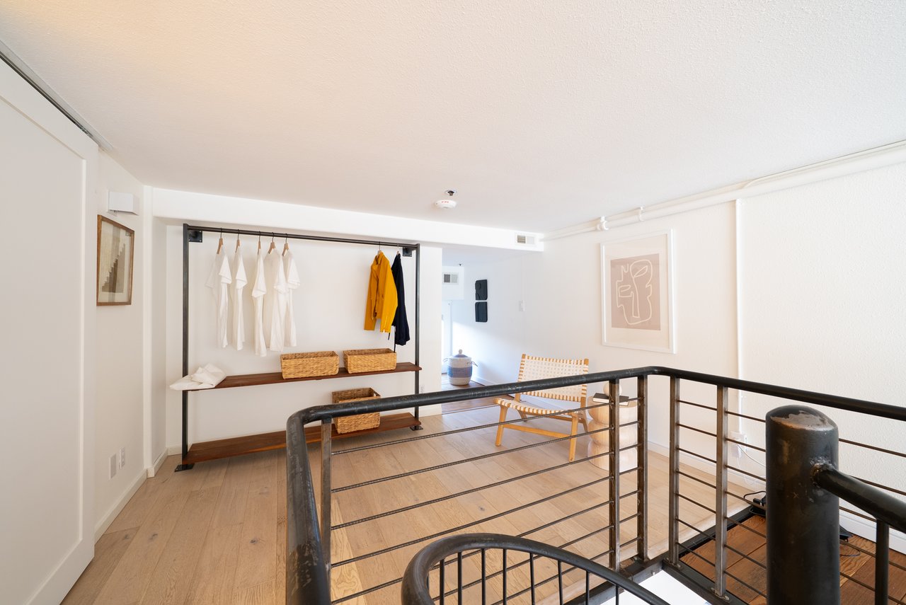 2301 Harrison St #203