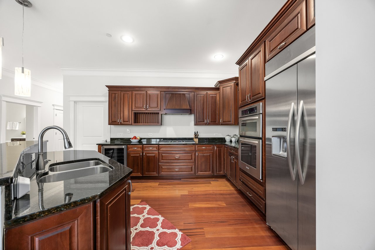 4929 Forest Ave, Unit 2E, Downers Grove