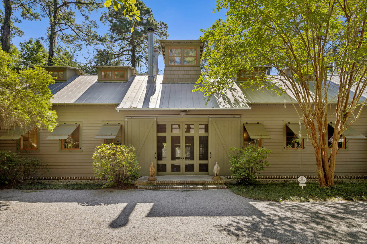 13 Barksdale Lane