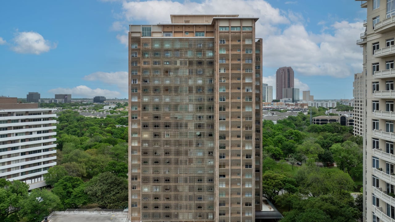 Grand Dame of Turtle Creek