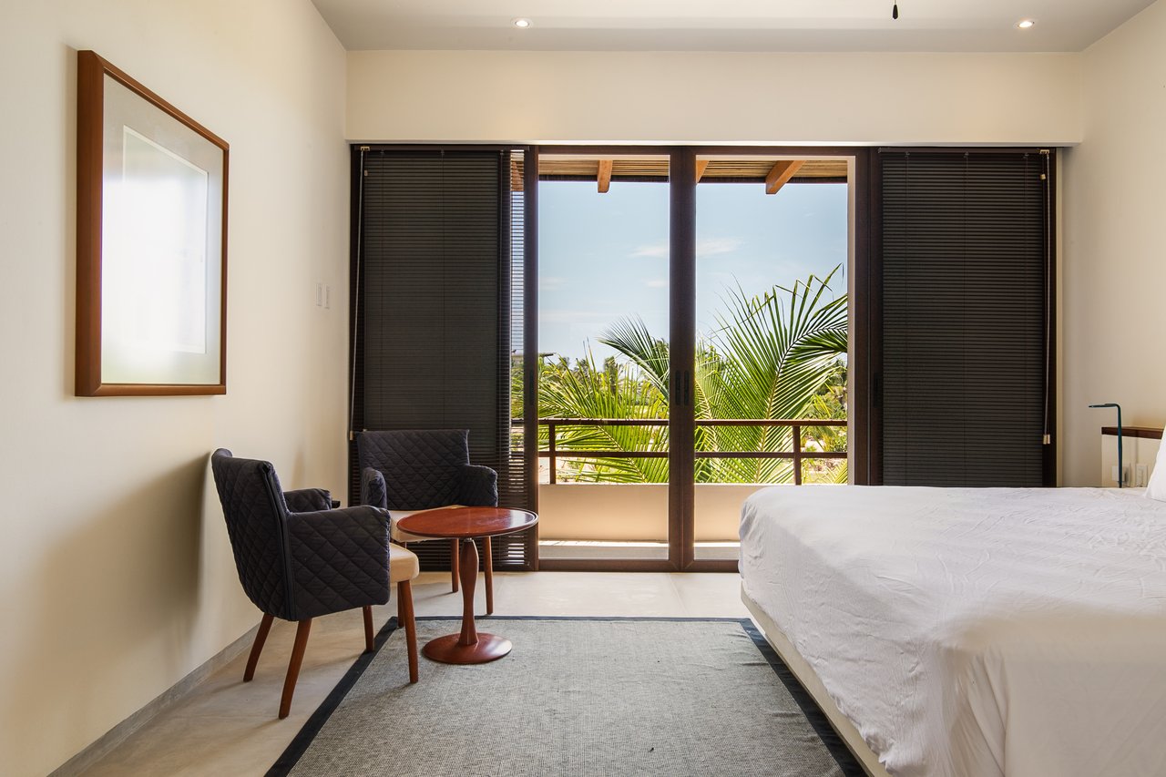 Marea Beachfront Casa VR6