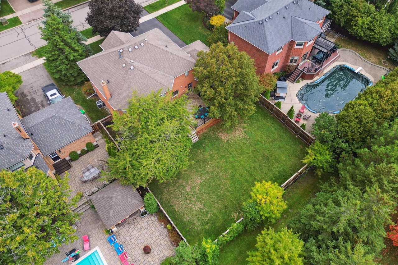 Executive Living in the Heart of Tyandaga