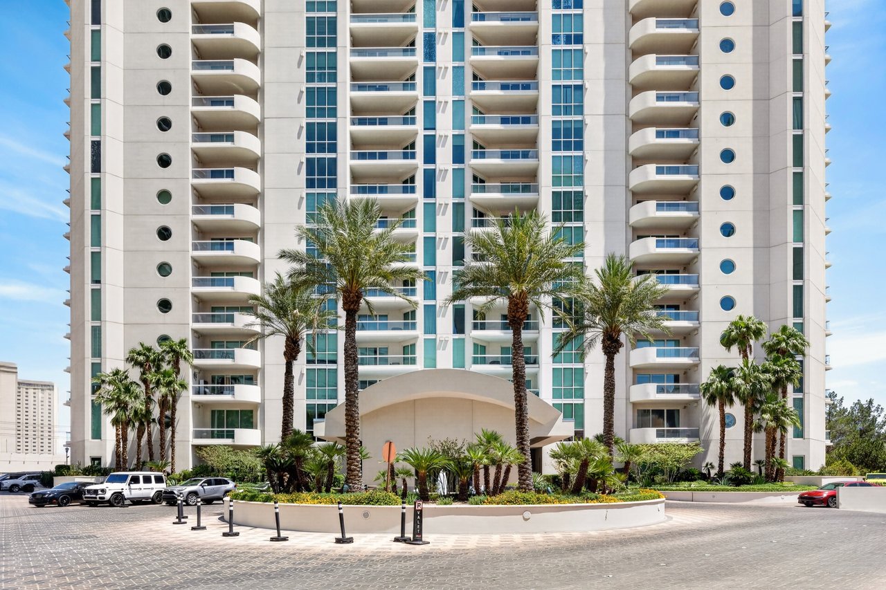 Turnberry Place