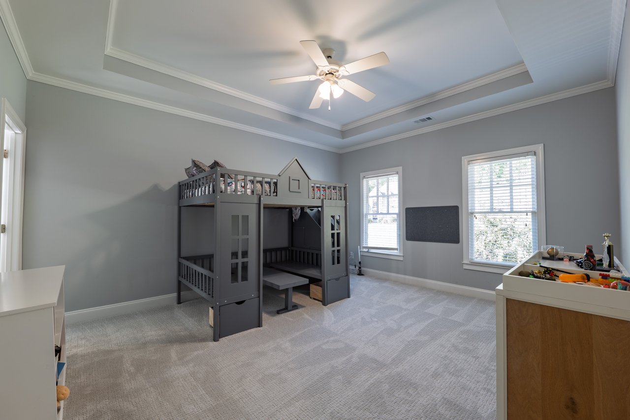 1425 Rolling Links Drive