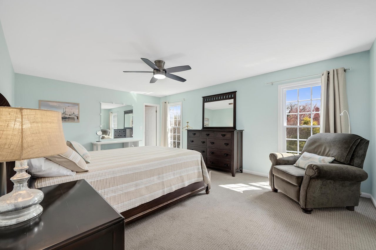 1808 Courtenay Drive, Wheaton IL – Adare Farms Townhome Near Parks, Trails, and Top Schools