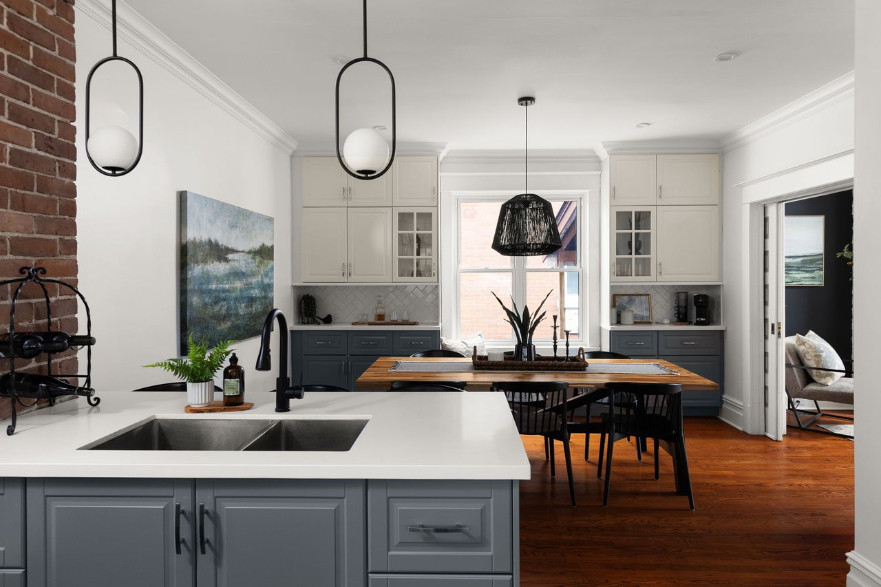 36 Sophia Street West, Barrie