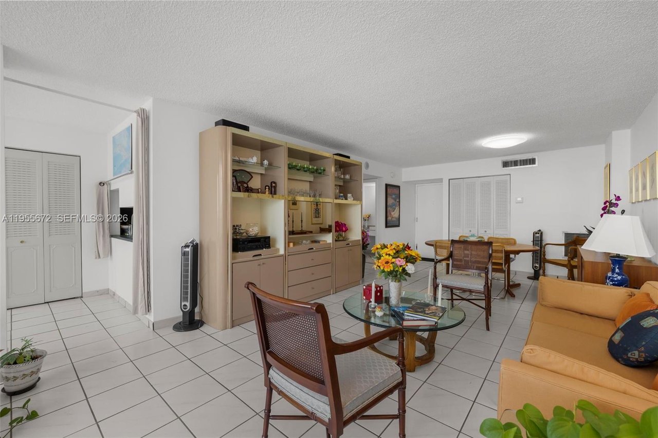 Mirasol Ocean Towers Condo, Unit 707 