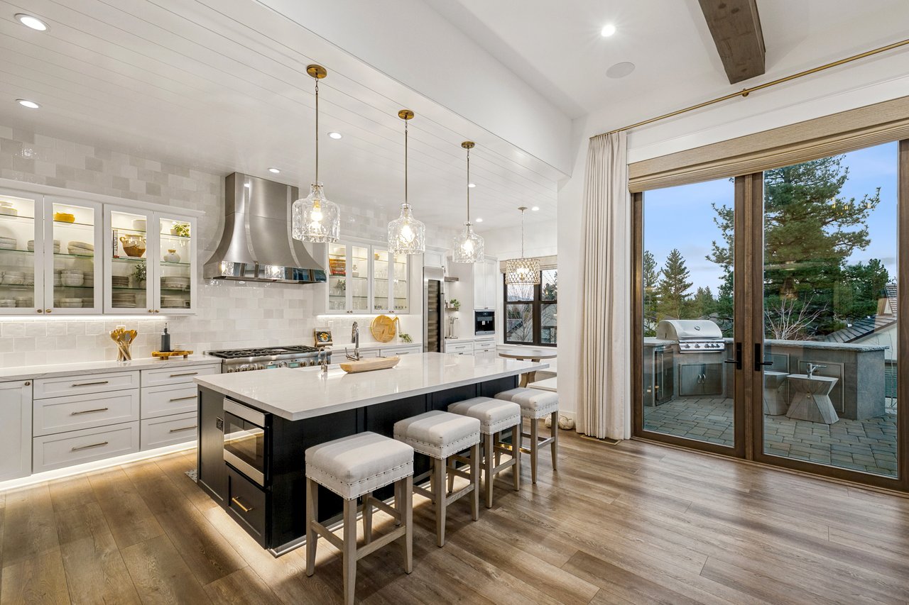 Mountain Luxury in Montreux Golf and Country Club
