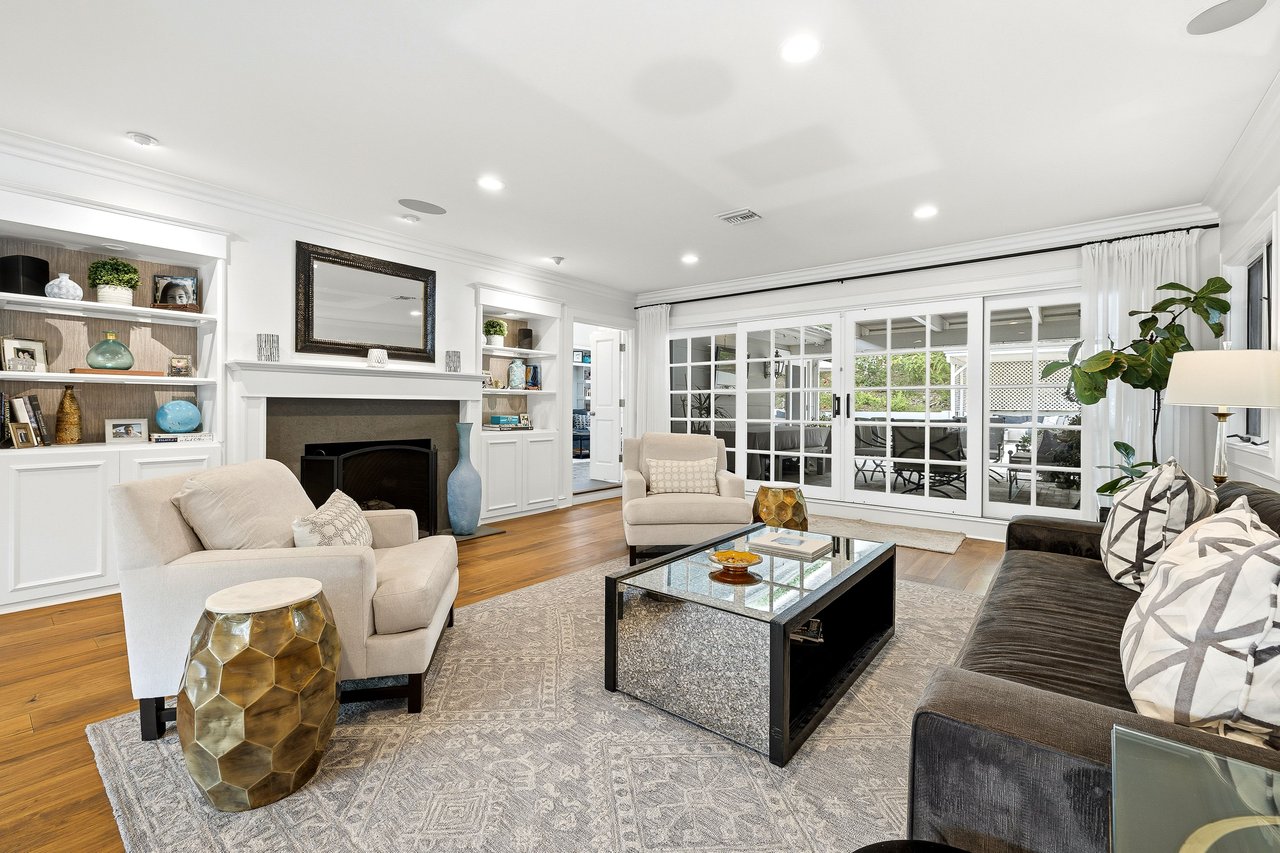 24317 Bridle Trail Rd