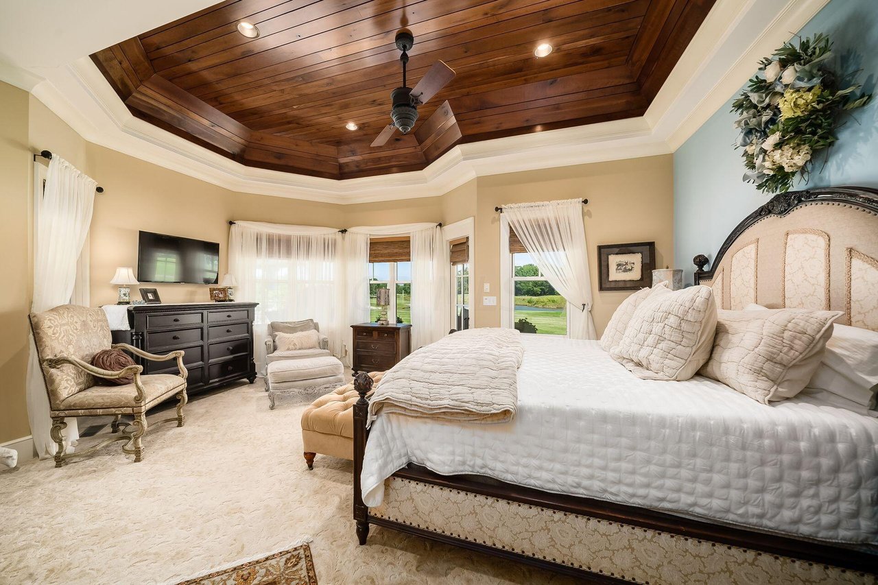 7800 Tillinghast Drive