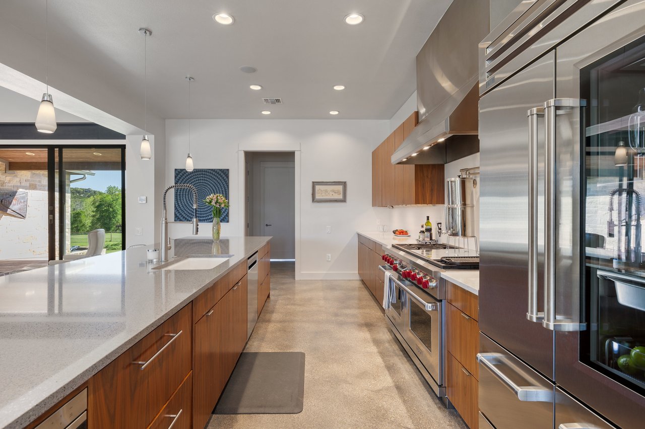 4813 Twin Acres Road