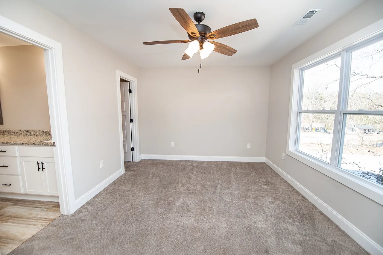 100 Winterhaven Rd #100
