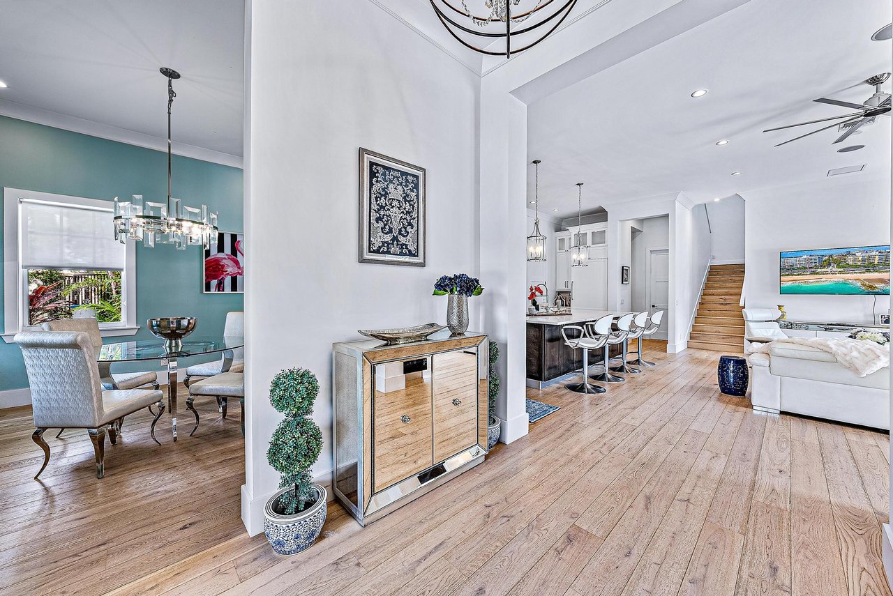 Luxury Modern Single Family Home For Rent North Palm Beach - Lynn Dachisen