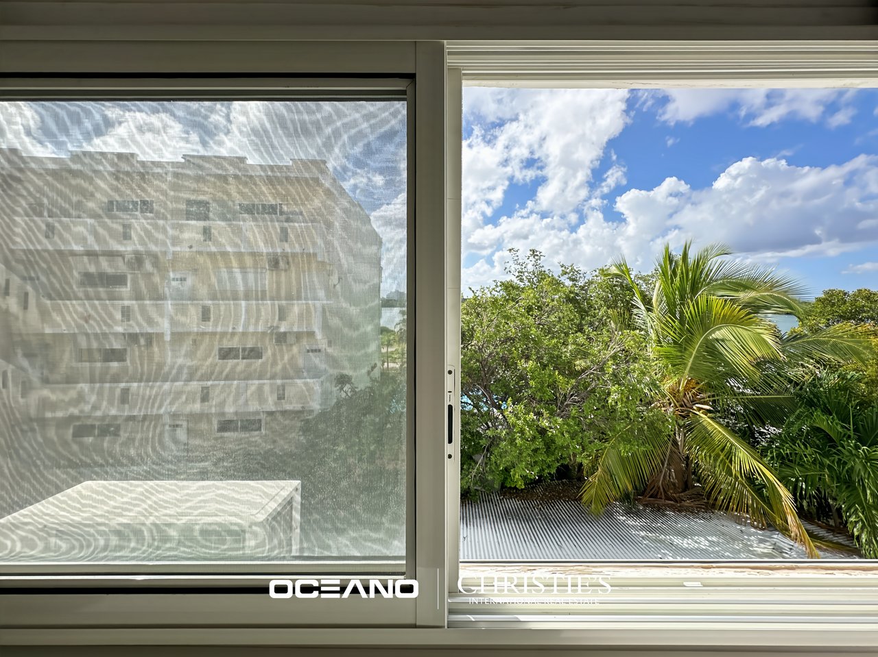POINT PIROUETTE – 2-Bedroom Townhouse with Private Pool