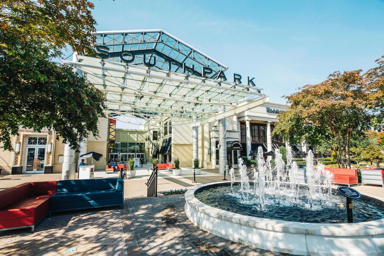 Charlotte’s Best Places for Boutique Shopping Lovers