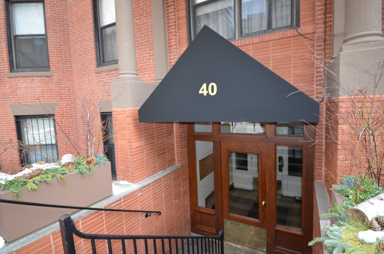 40 Saint Botolph #8