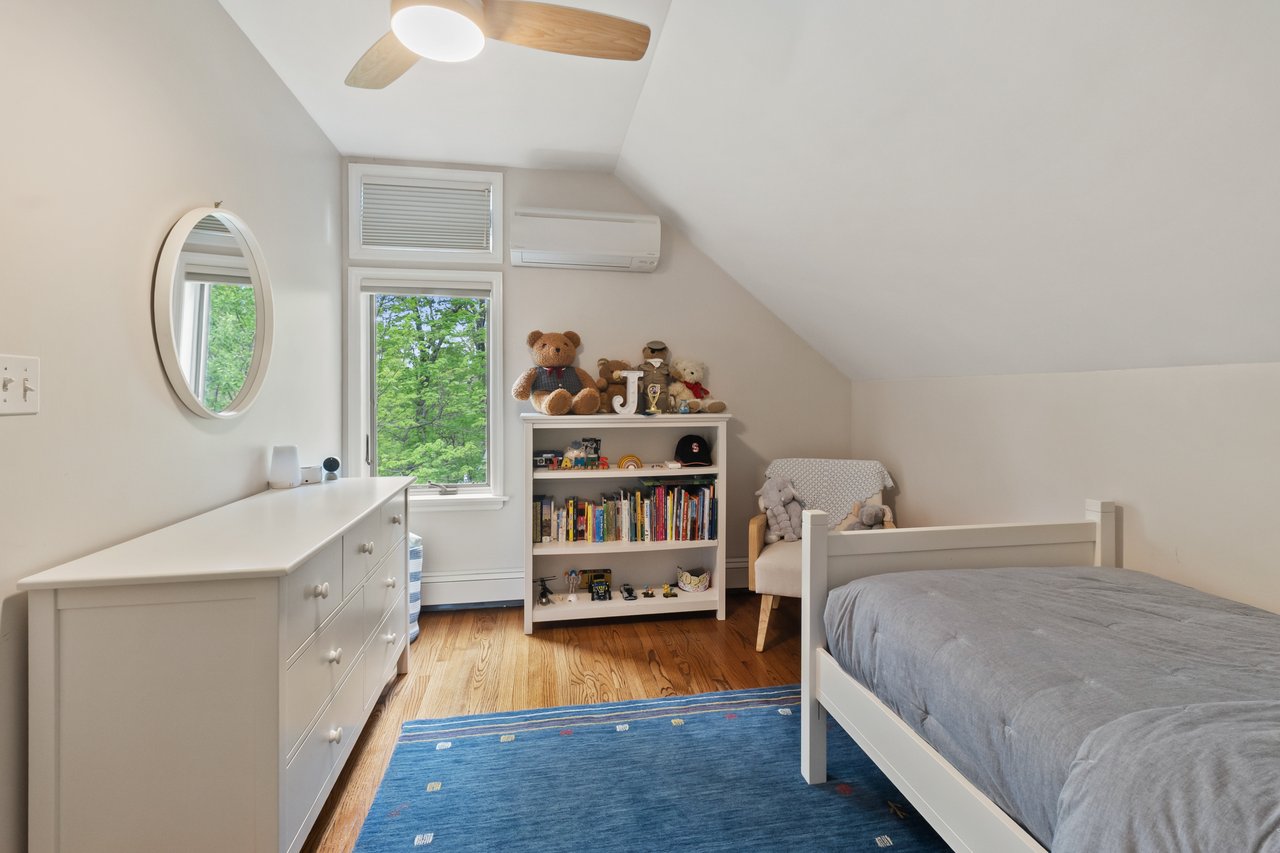 30 Woodcrest Terrace