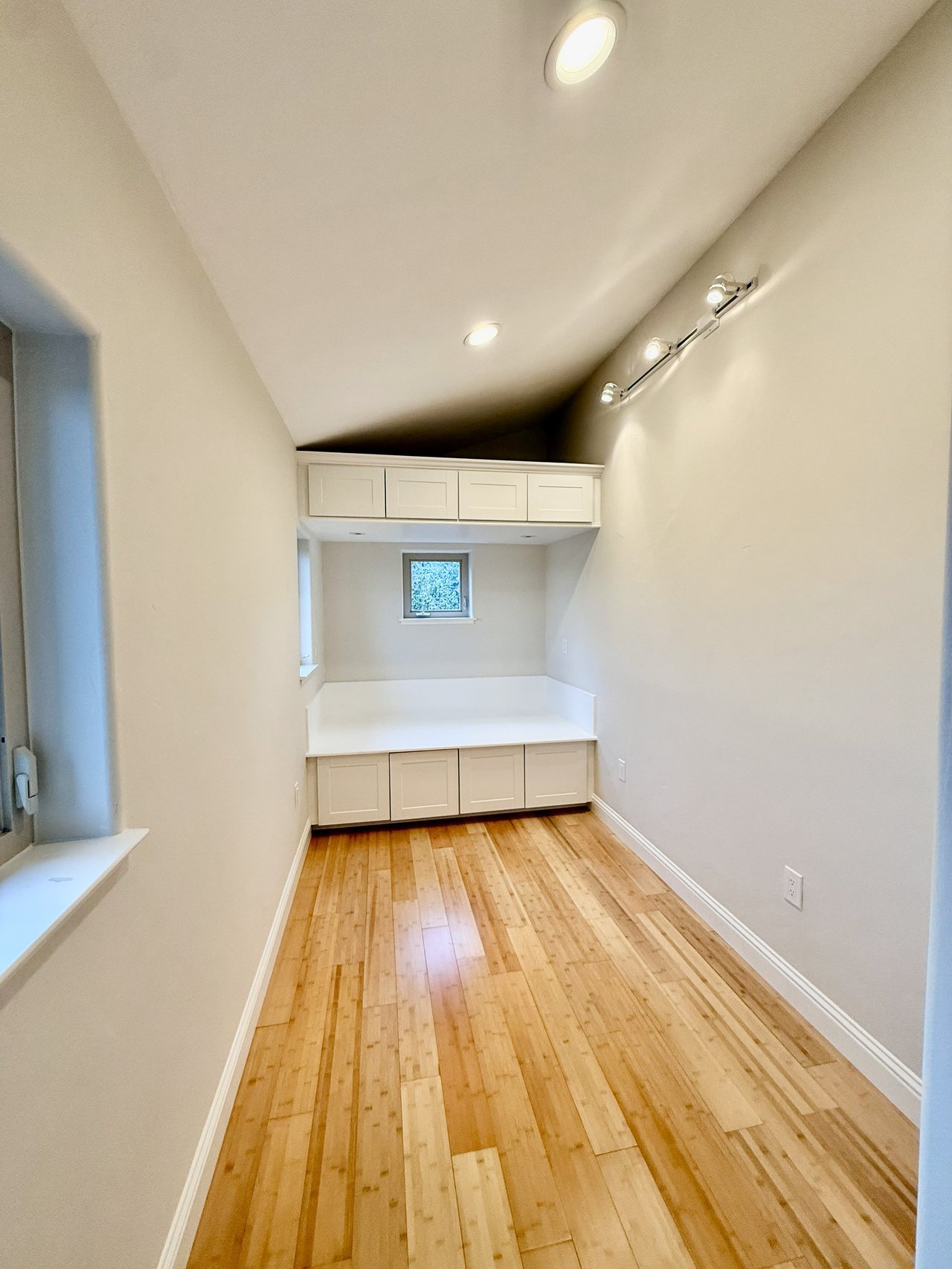 4400 Saint Andrews Rd, Oakland, CA-94605