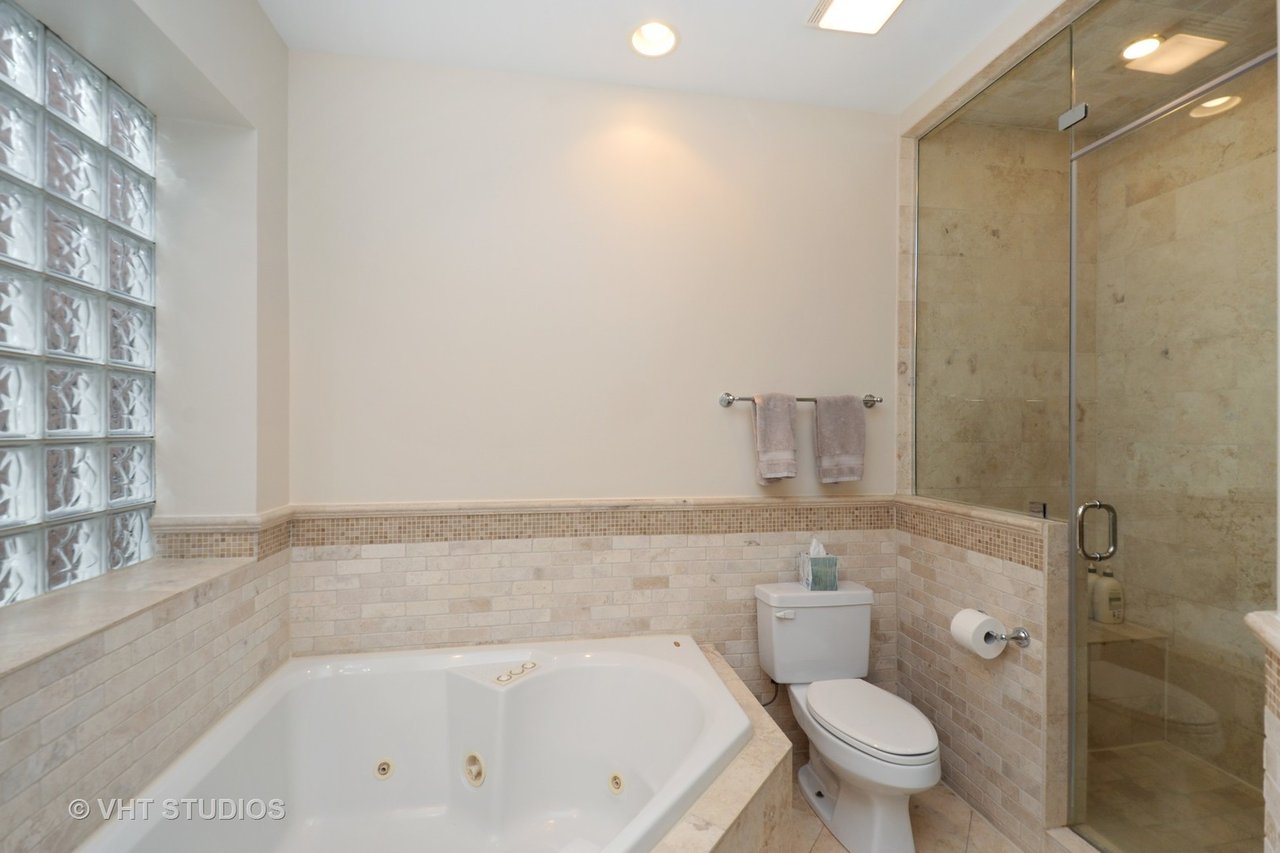 1047 W Monroe Street Apt 3