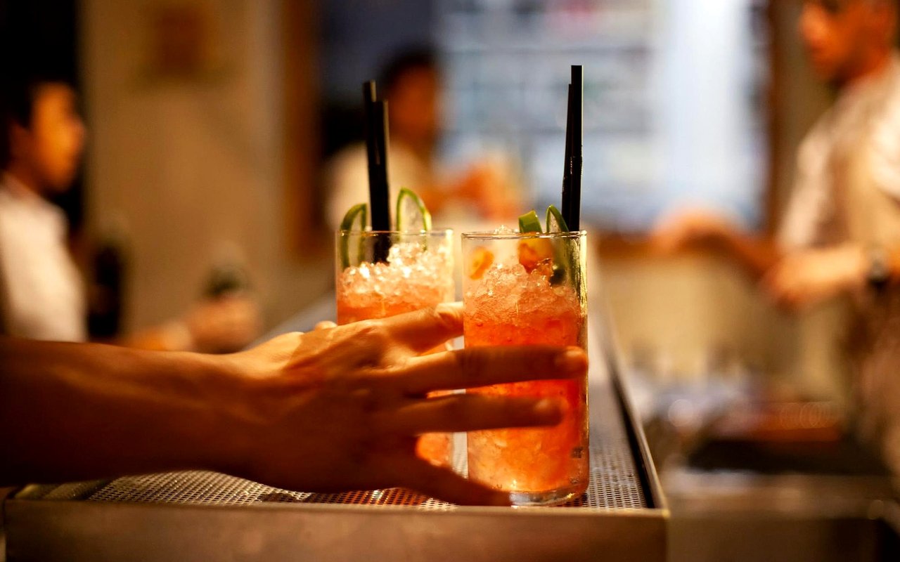 Best Happy Hour Destinations in Frontenac, MO