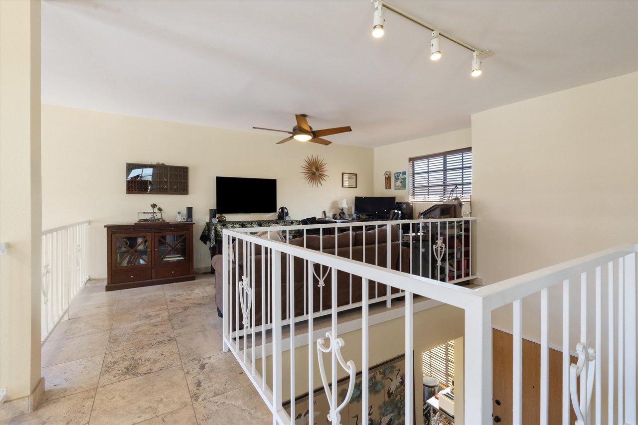 12321 Ocean Park Blvd #17