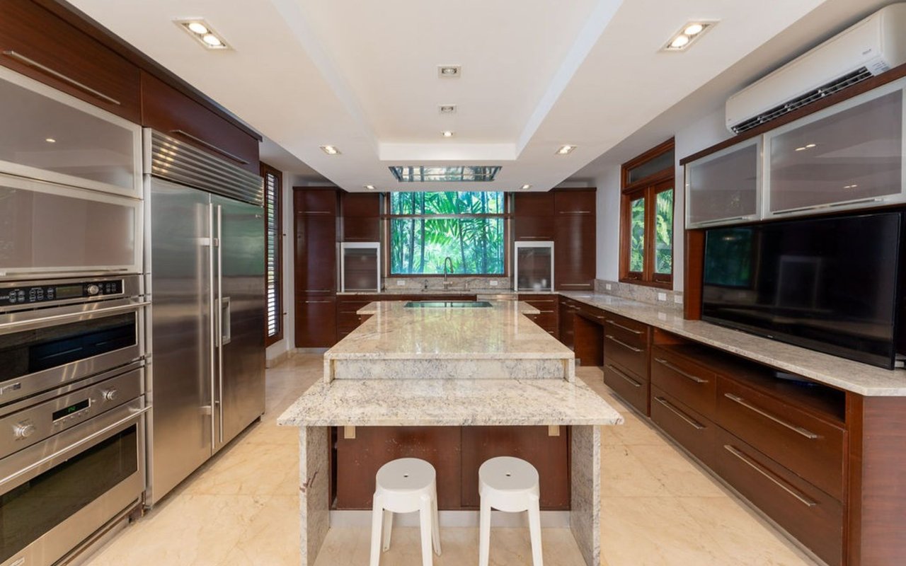 Luxury Properties
