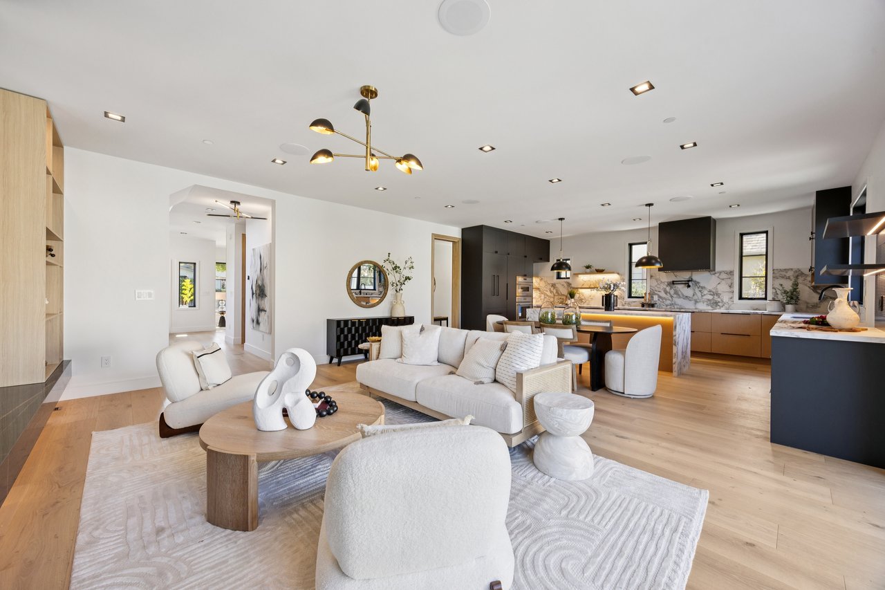 10 Channing Rd, Burlingame