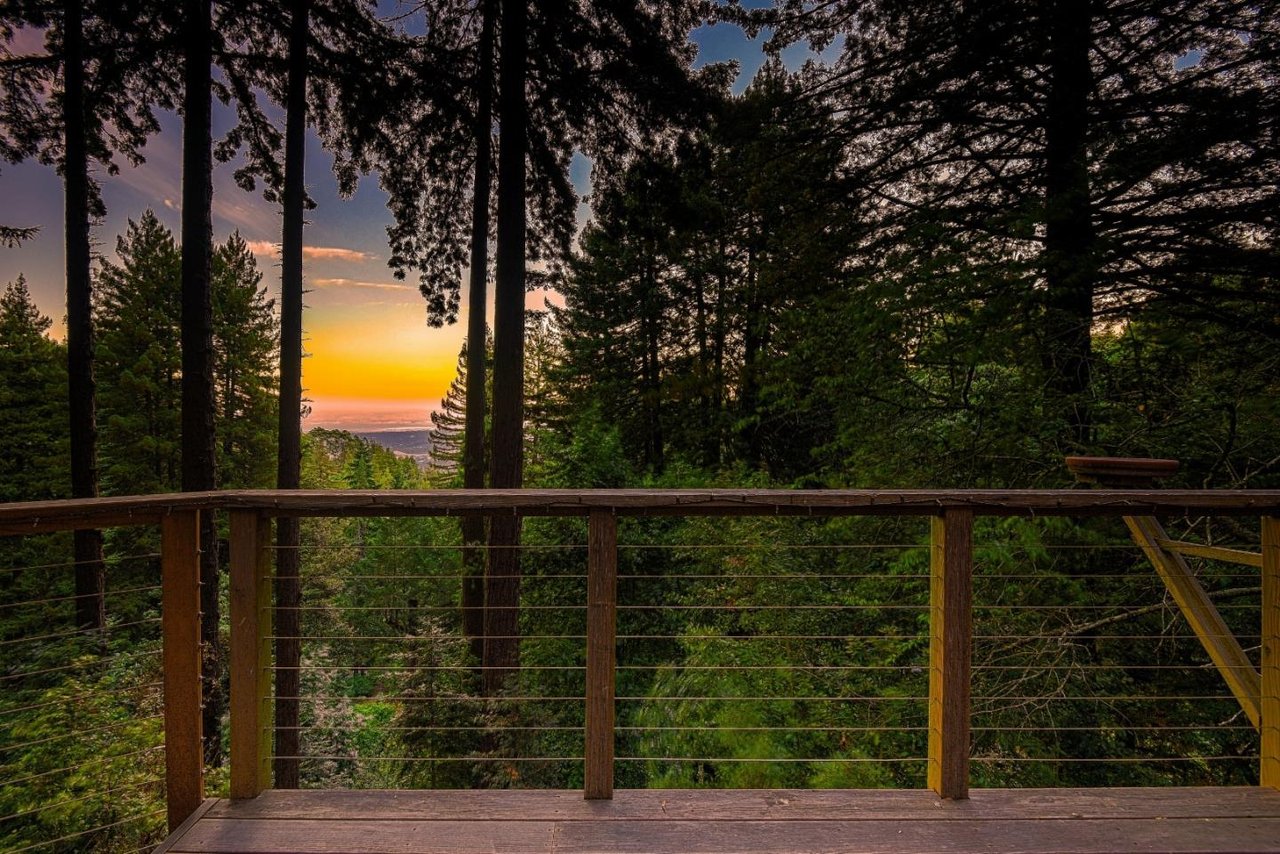 17507 Skyline Boulevard