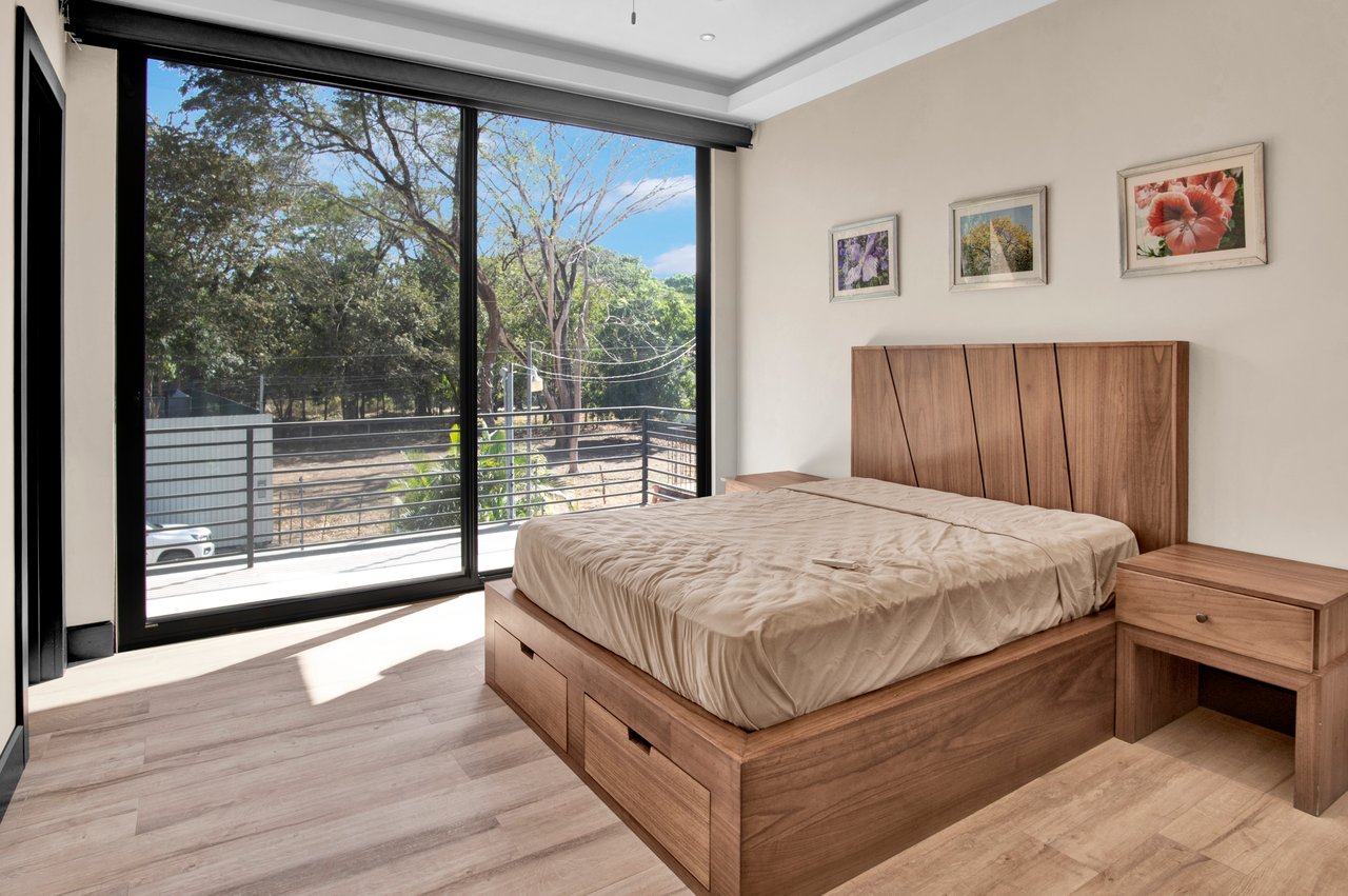 Casa Shangri-La: Modern Loft-Style Luxury in Playa Potrero!