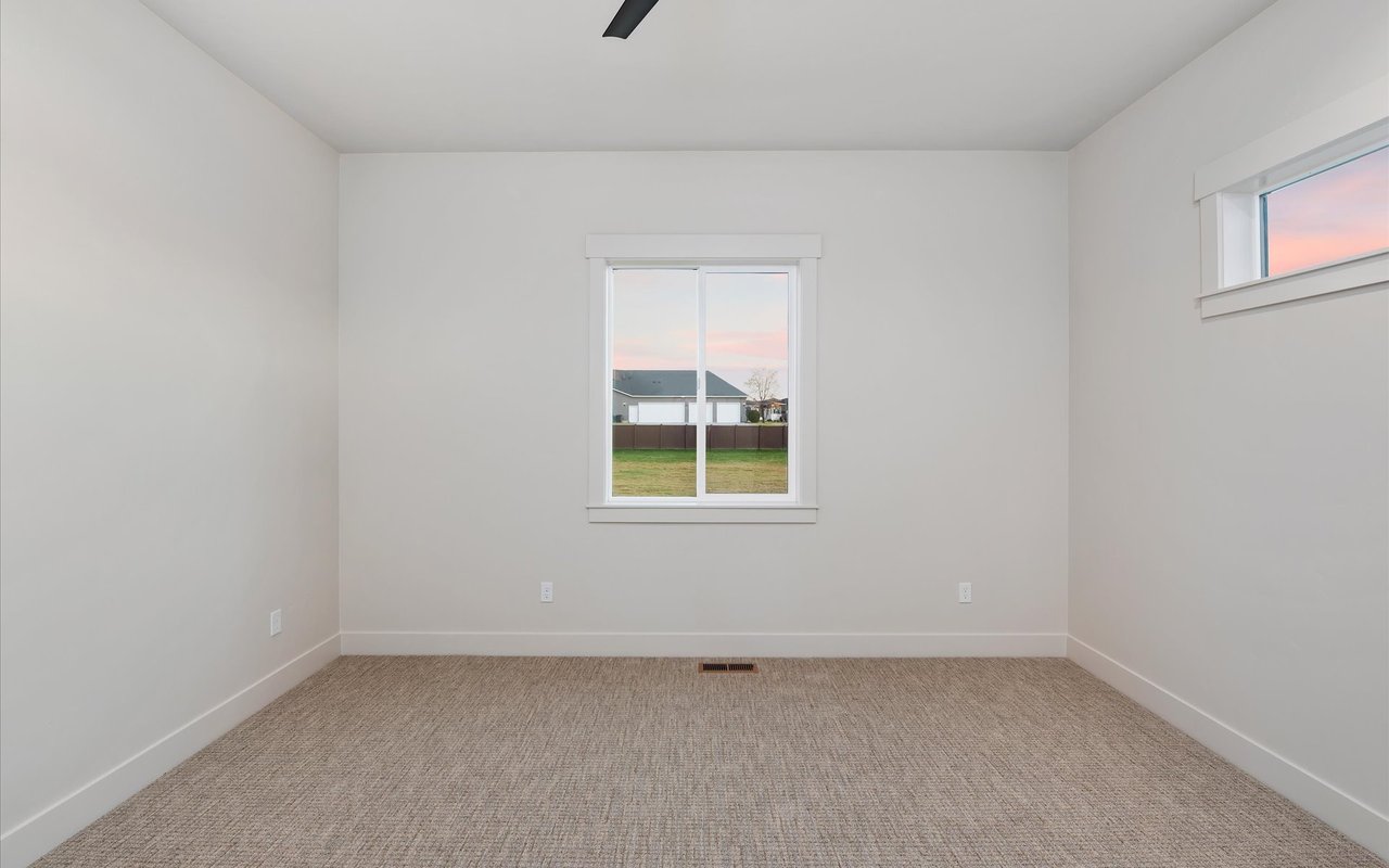 Modern Craftsman on One-Third of an Acre in Star, Idaho