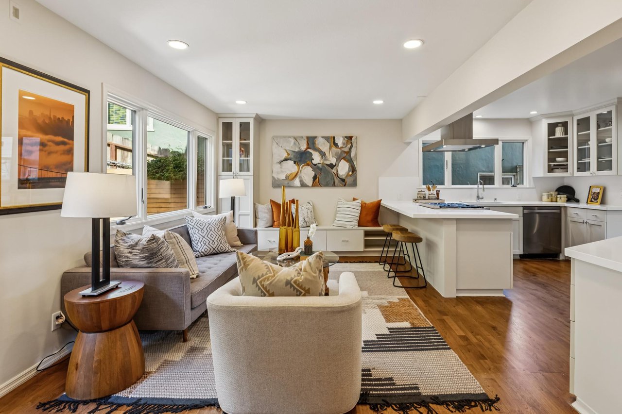 34 Dorantes Avenue