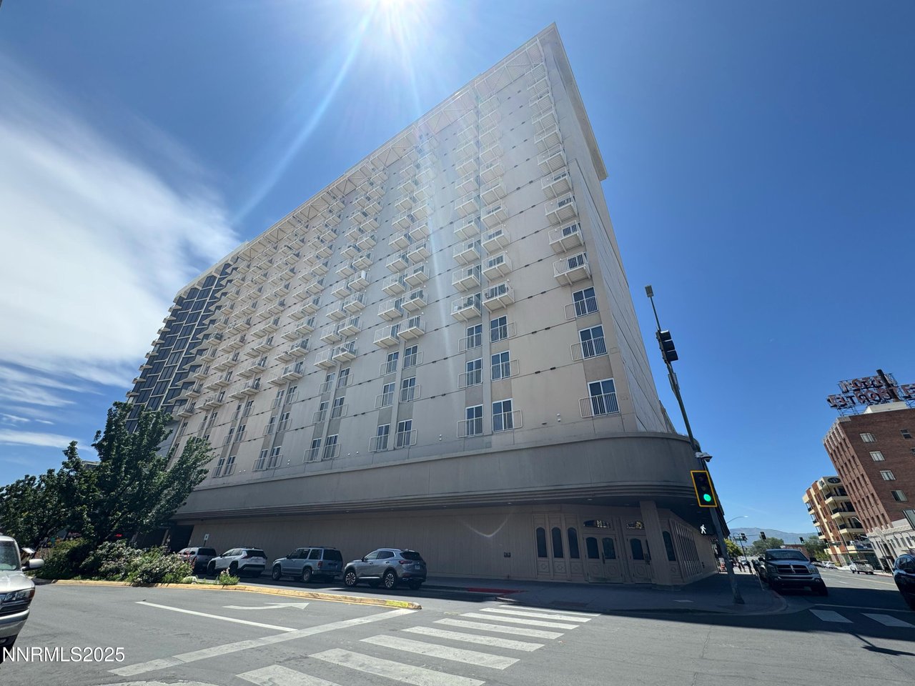 200 W 2nd St 1107