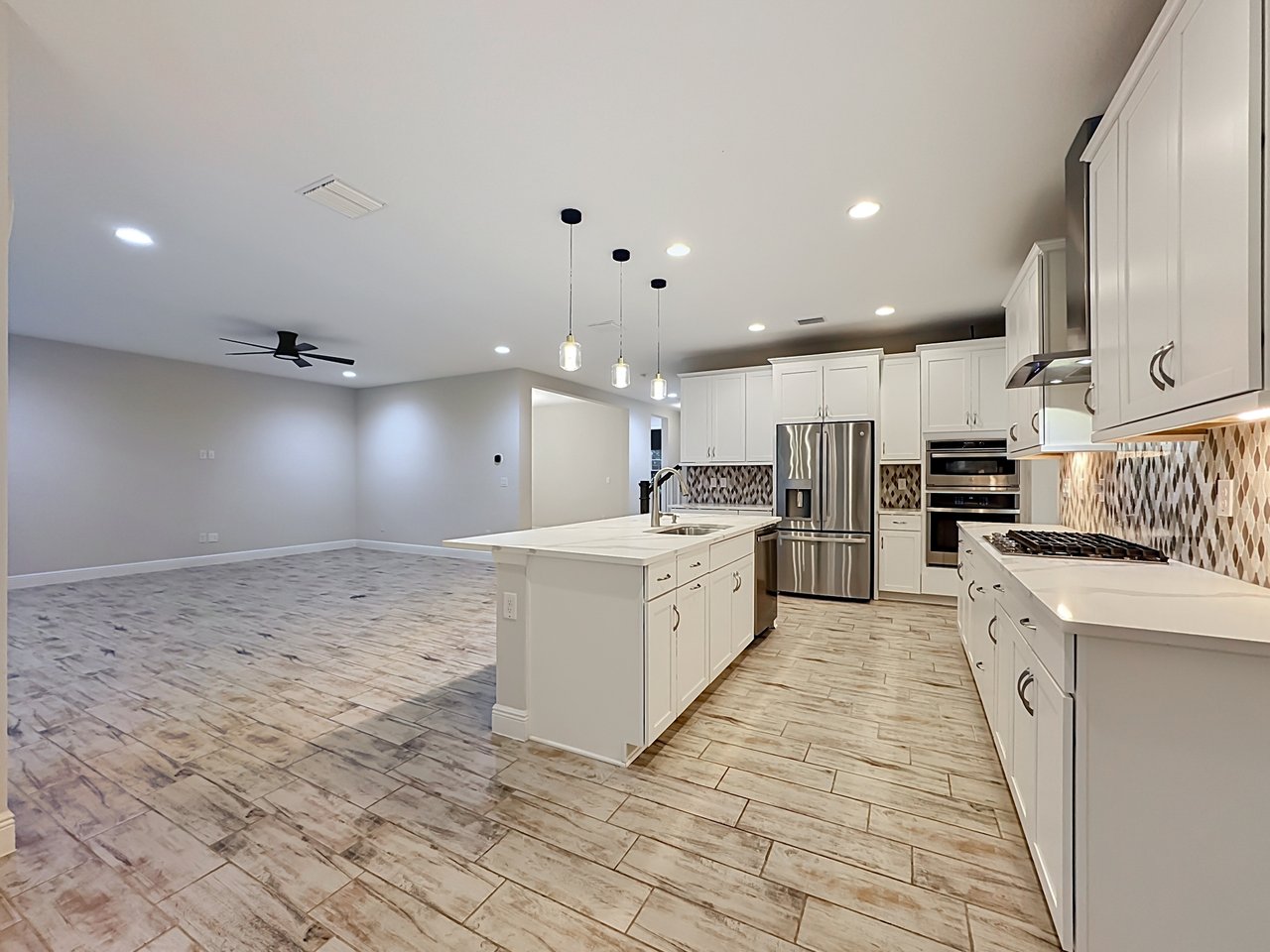 Move-In Ready Pelican in Hawkstone — No Builder Wait, $40K in Upgrades