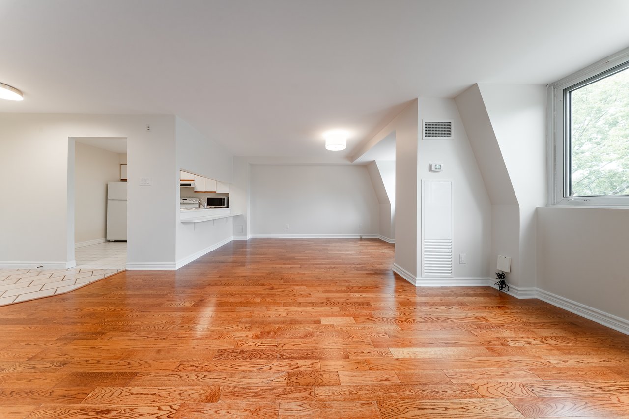 Leaside Living Simplified