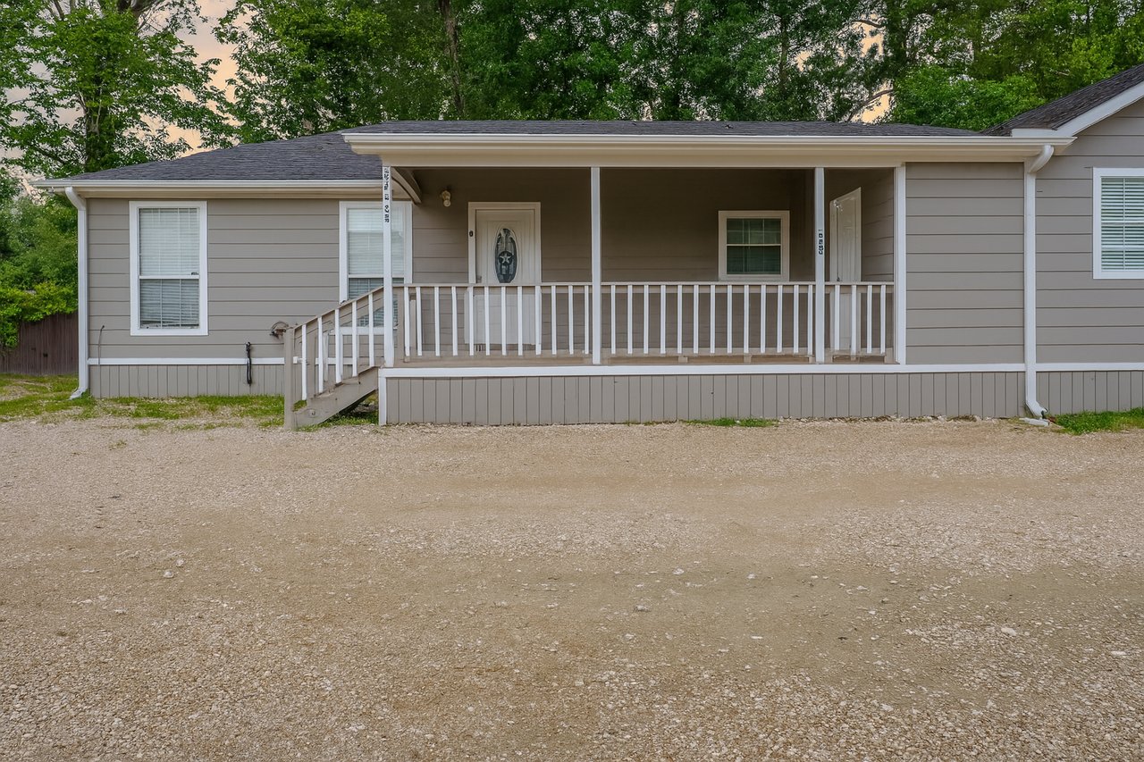 21415 Russell Dr. Unit-B 