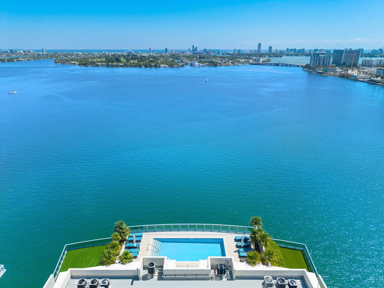 Cielo on the Bay 504