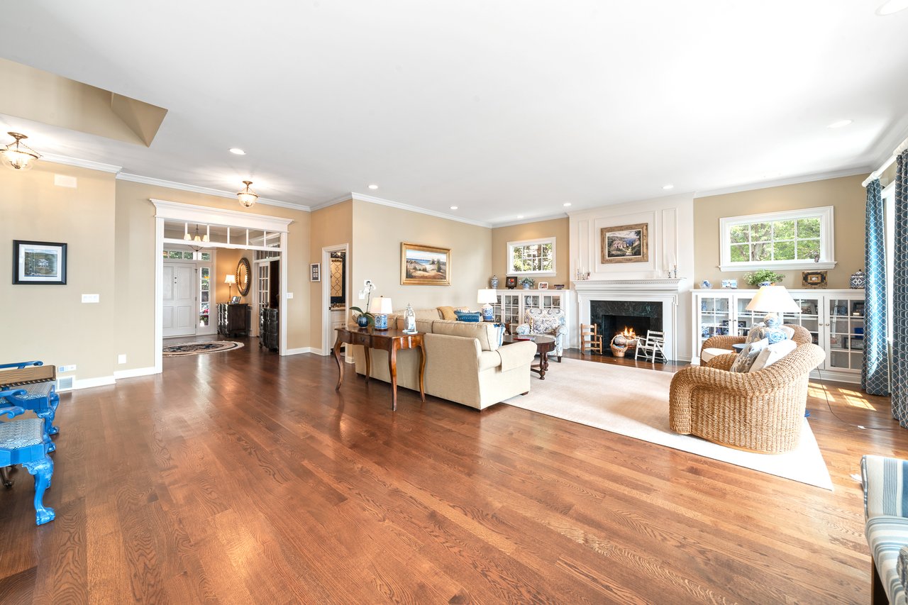 N2224 Bonnie Brae Lane