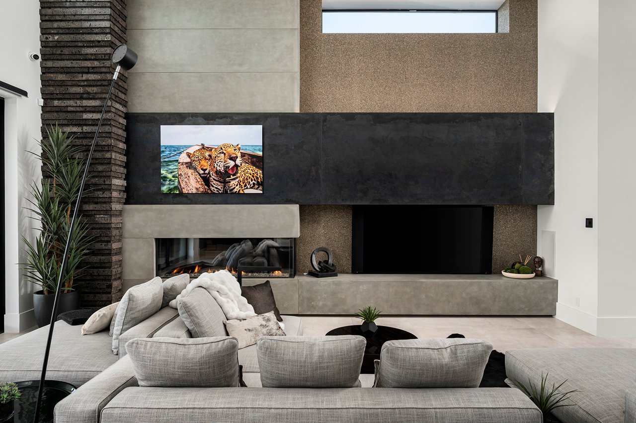 10784 E PINNACLE PEAK Road