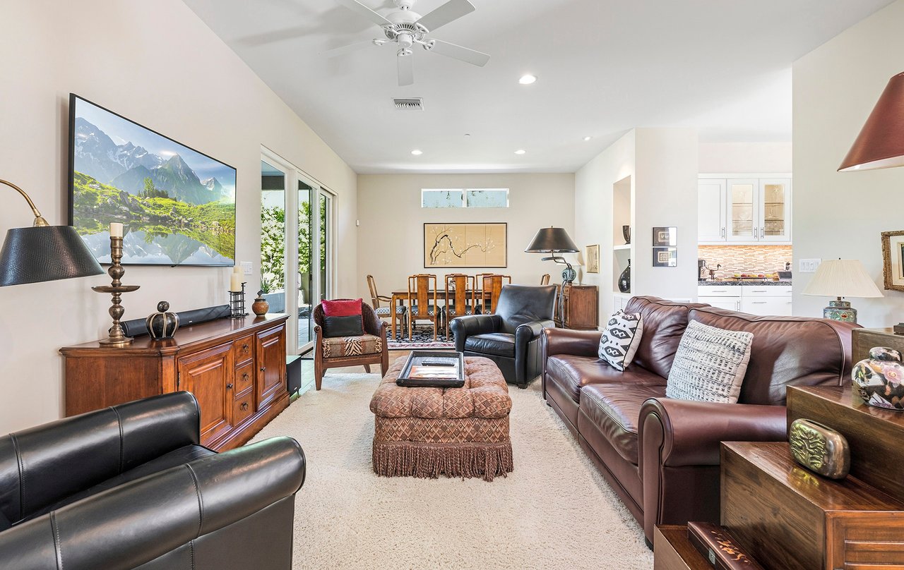 5434 E Lincoln Drive 19