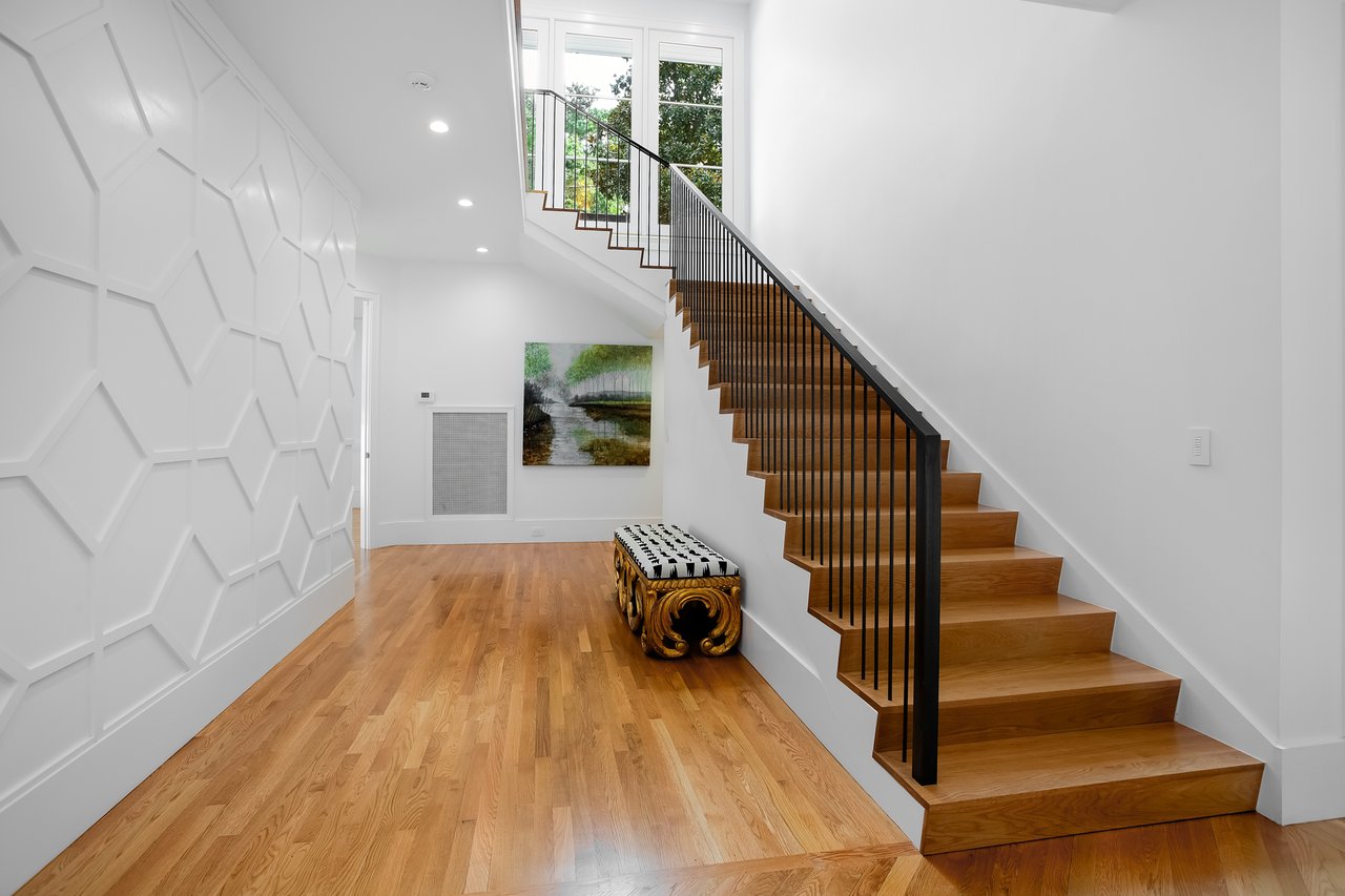 330 Tenney Cir