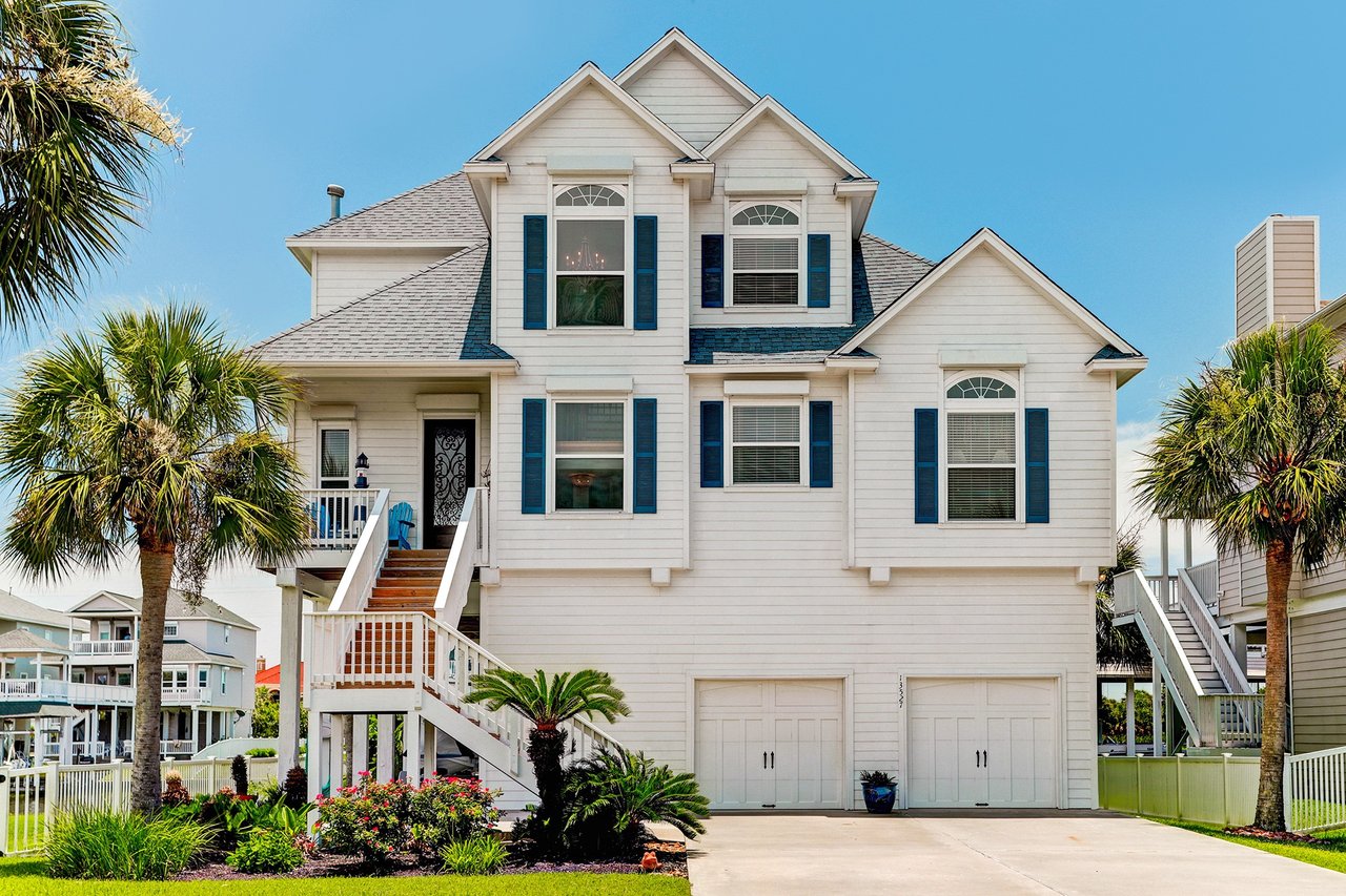 13527 Windlass Cir