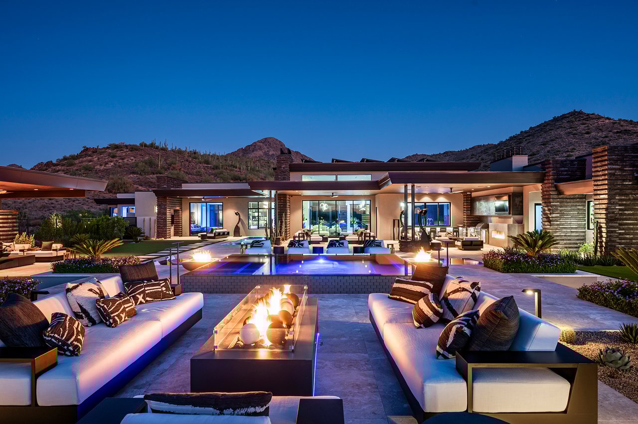 10784 E PINNACLE PEAK Road