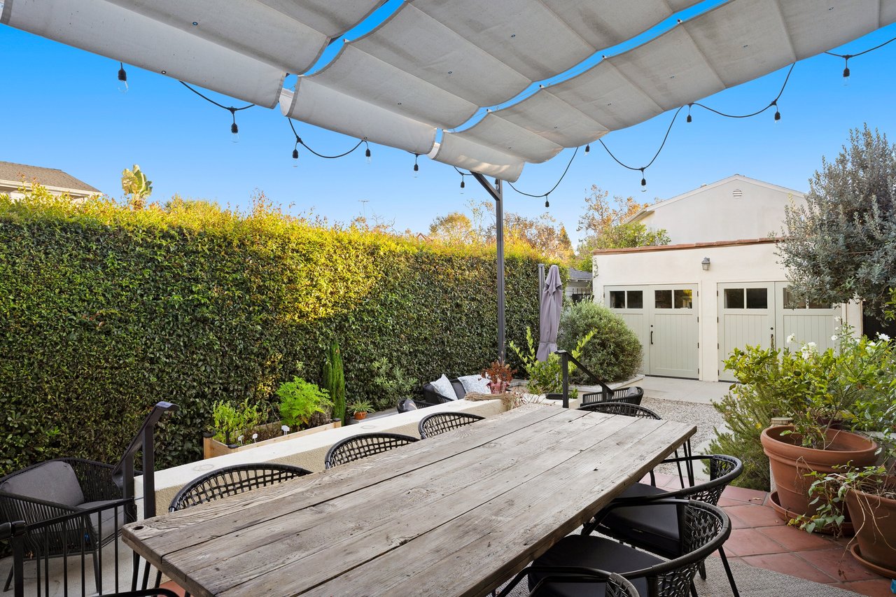 6502-6504 Commodore Sloat Drive