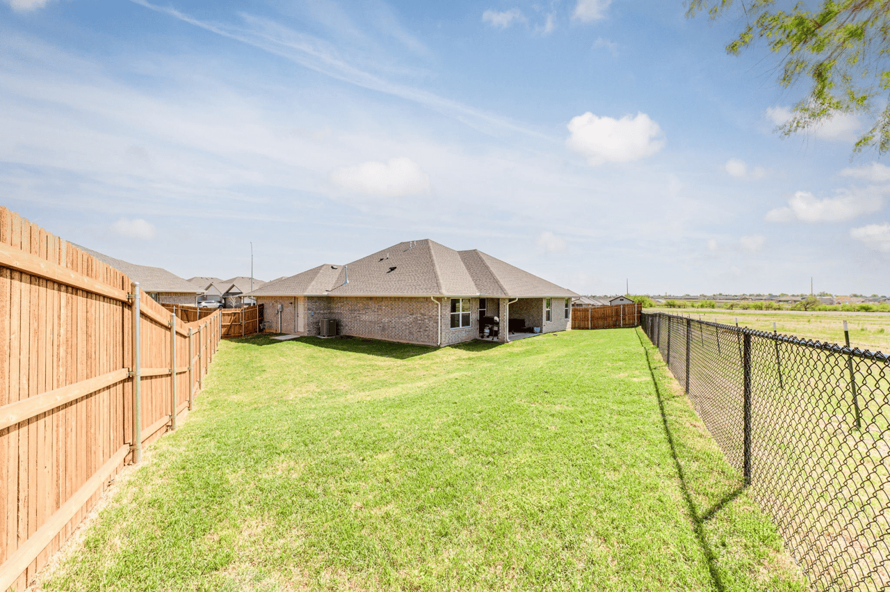 Just Listed: Beautiful One Owner Home in Yukon