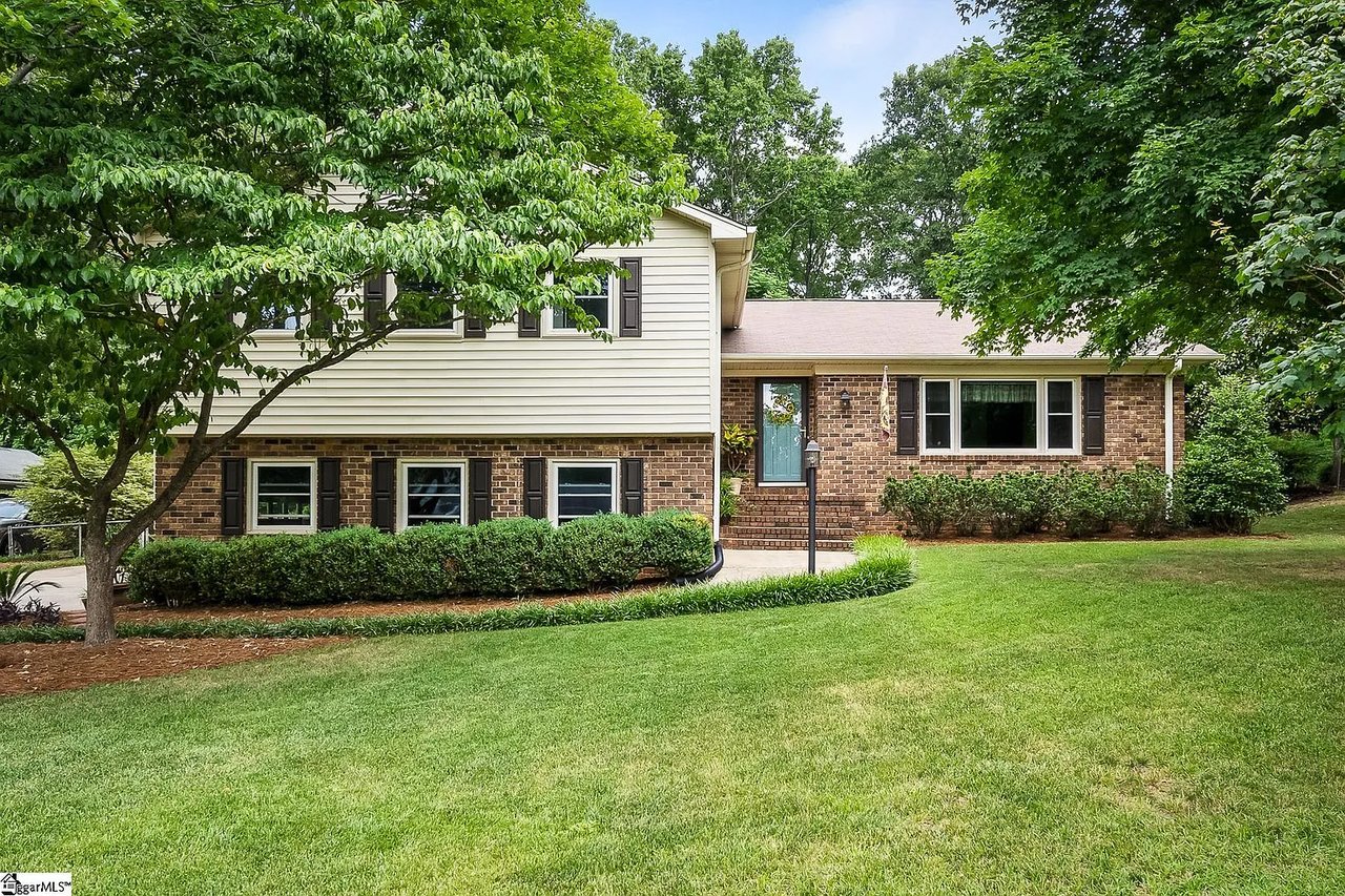115 Continental Dr