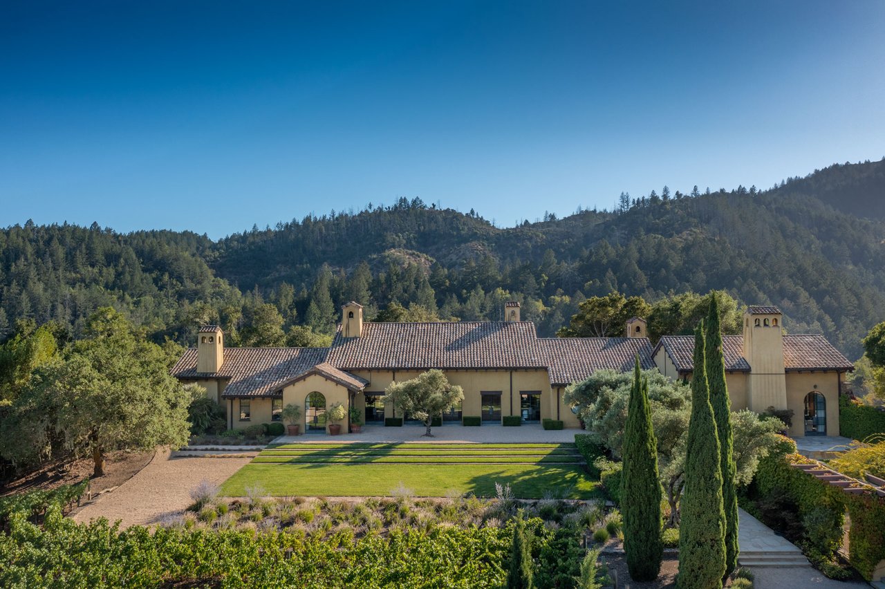 Oakville Vineyard Estate