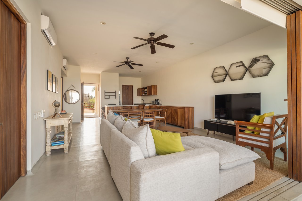 Marea Beachfront Villa B9